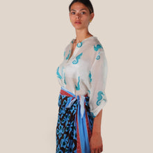 Carica l'immagine nel visualizzatore di Gallery, Haveone camicia over stampa cavalluccio 85% lyocell Art CVS-Q449
