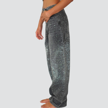 Carica l&#39;immagine nel visualizzatore di Gallery, Kontatto jeans nero barrel worker strass 58% cotone Art ZH101N
