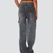Carica l&#39;immagine nel visualizzatore di Gallery, Kontatto jeans nero barrel worker strass 58% cotone Art ZH101N
