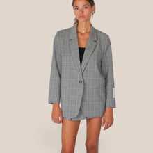 Carica l'immagine nel visualizzatore di Gallery, Vicolo Blazer Check 96% Lana Vergine Art TAC1073 ( Gonna TAC1072 )
