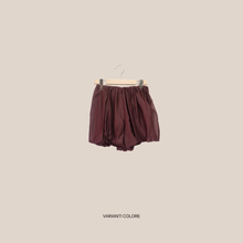 Carica l'immagine nel visualizzatore di Gallery, Haveone shorts palloncino elastico vita 85% lyocell Art PVS-Q382 ( camicia Art CVS-Q255 )
