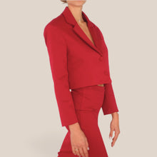 Carica l'immagine nel visualizzatore di Gallery, Tensione in blazer crop bordeaux foderato punto milano 65% viscosa Art 32171 ( gonna Art 32172 )
