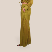 Carica l'immagine nel visualizzatore di Gallery, Vicolo pantalone palazzo elastico vita 58% lyocell 42% ramia Art TAB1810 ( camicia Art TAB1829 )
