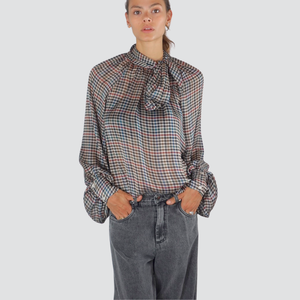 Tensione in camicia over quadri fiocco collo Art 26C575