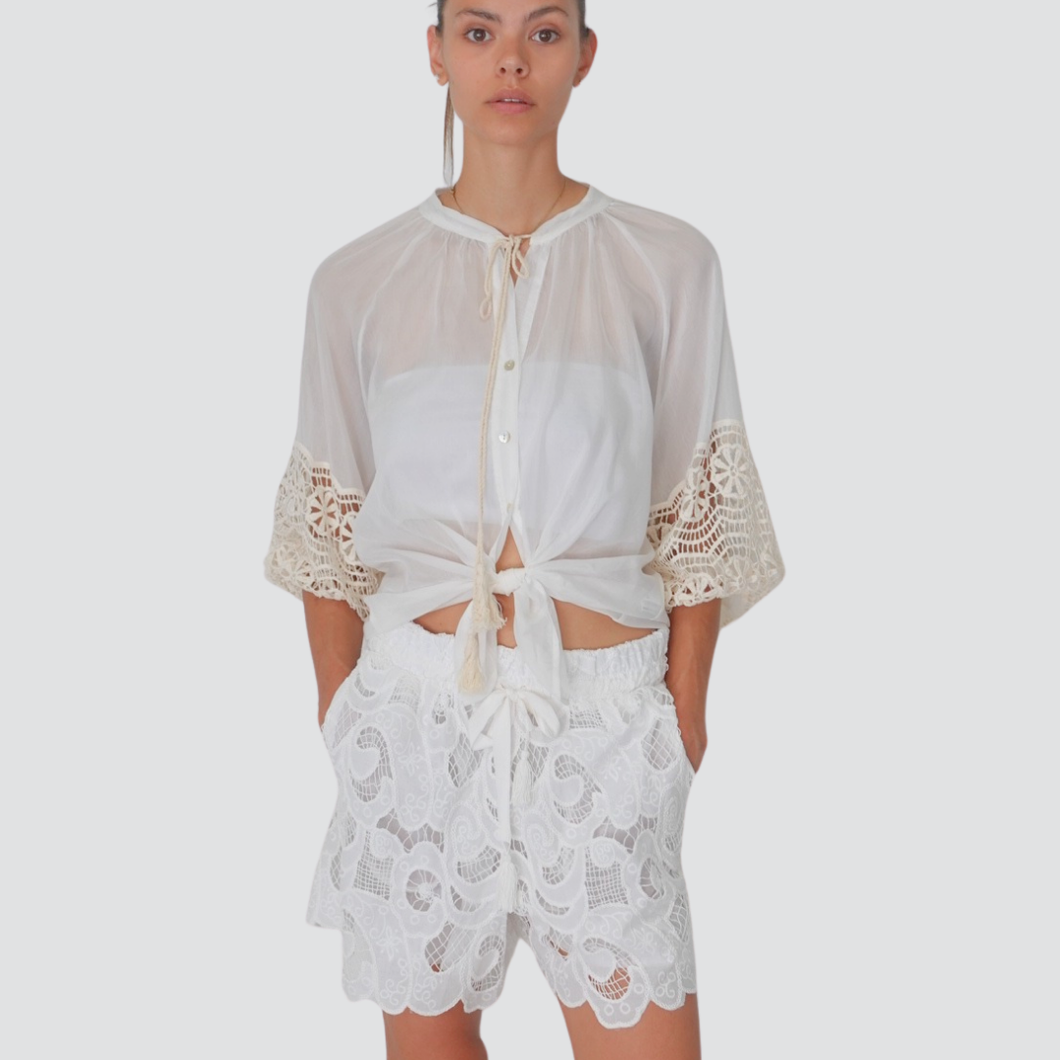 Tensione in short con ricami e coulisse 98% cotone Art S25PG20