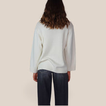 Carica l'immagine nel visualizzatore di Gallery, Maryley maglia over con treccia 40% lana 30% viscosa 5% cashmere Art 26IB812
