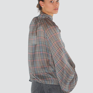 Tensione in camicia over quadri fiocco collo Art 26C575