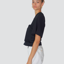 Carica l&#39;immagine nel visualizzatore di Gallery, Tensione t-shirt monospalla 100% cotone Art DC1560
