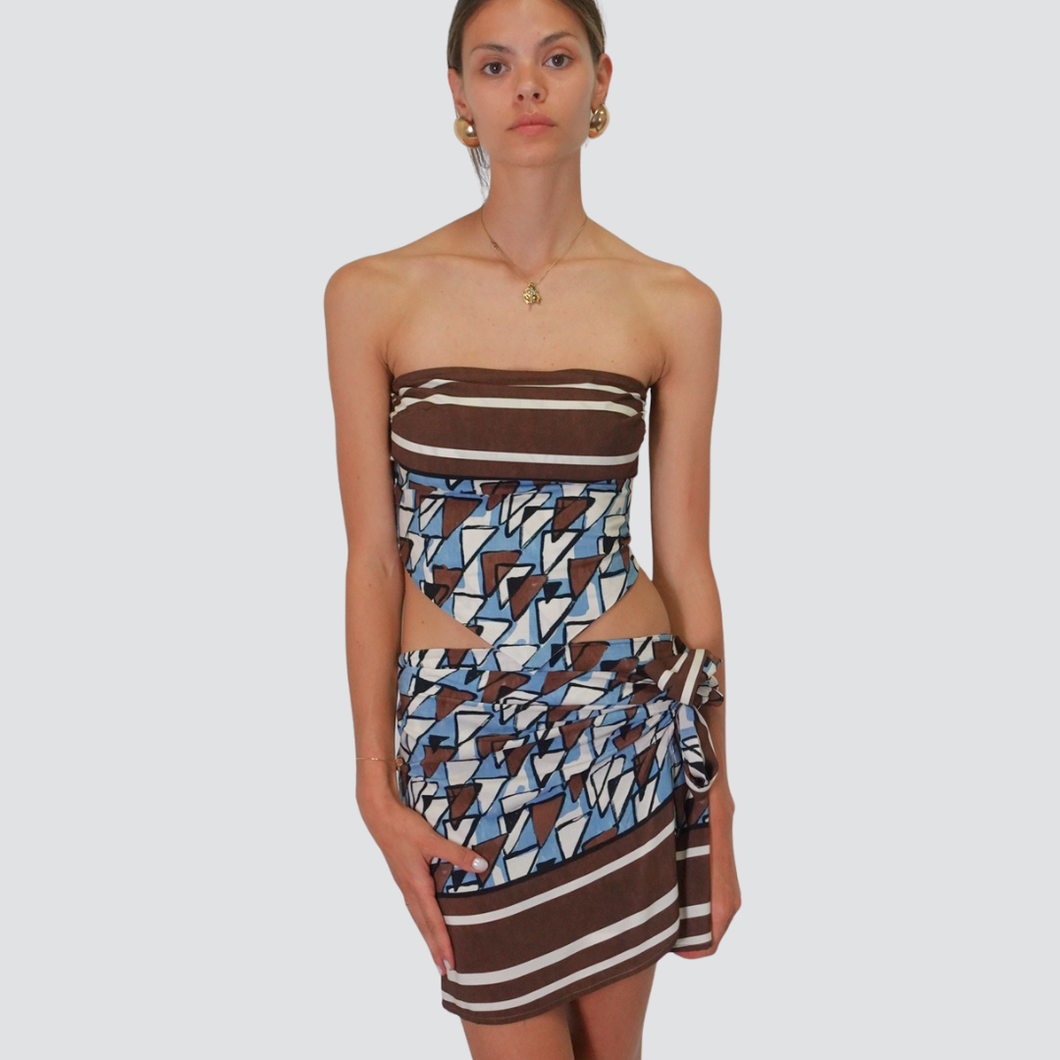 Tensione in mini gonna pareo fantasia 100% viscosa Art SS251237