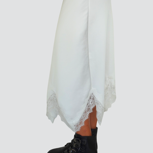 Tensione in gonna satin con pizzo zig zag Art 37656