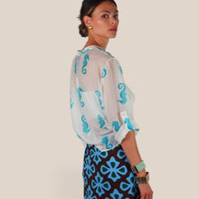 Carica l'immagine nel visualizzatore di Gallery, Haveone camicia over stampa cavalluccio 85% lyocell Art CVS-Q449
