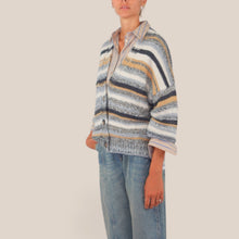 Carica l'immagine nel visualizzatore di Gallery, Haveone cardigan rigato 30% lana Art JIT-R025
