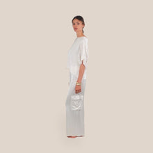 Carica l'immagine nel visualizzatore di Gallery, Tensione in pantalone tasconato satin elastico vita 100% viscosa Art G433P22R
