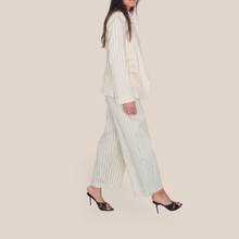 Carica l'immagine nel visualizzatore di Gallery, Philia Loft pantalone palazzo gessato elastico vita e coulisse 90% cotone Art V02A1011 ( blazer Art V02A1010 )
