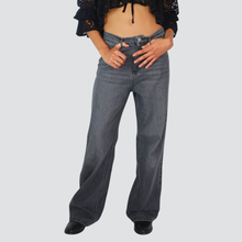 Carica l&#39;immagine nel visualizzatore di Gallery, Tensione in jeans Gloria palazzo denim black 100% cotone Art 3523J
