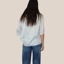 Carica l'immagine nel visualizzatore di Gallery, Dixie maglia over satin bianco ottico 97% viscosa Art T782A033
