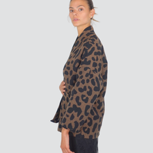 Carica l&#39;immagine nel visualizzatore di Gallery, Haveone kimono maculato con tasche KJK-P073
