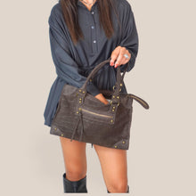 Carica l'immagine nel visualizzatore di Gallery, Susy Mix borsa zip moro stampa cocco vera pelle con tracolla Art B6492
