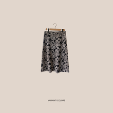 Carica l'immagine nel visualizzatore di Gallery, Philia Loft gonna ricamo pizzo 100% cotone ArtD02N0885
