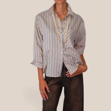 Carica l'immagine nel visualizzatore di Gallery, Haveone camicia over riga sottile beige blu 30% viscosa Art CGE-R038
