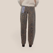 Carica l'immagine nel visualizzatore di Gallery, Dixie jeans EVA maculato 100% cotone Art P881B060A
