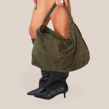 Carica l'immagine nel visualizzatore di Gallery, Susy Mix sacca verde militare Art S0312
