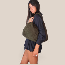 Carica l'immagine nel visualizzatore di Gallery, Susy Mix sacca verde militare Art S0312

