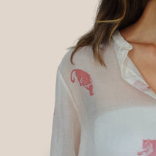 Carica l'immagine nel visualizzatore di Gallery, Haveone camicia over fantasia tigre 85% lyocell Art CVS-Q469
