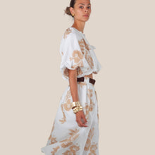 Carica l'immagine nel visualizzatore di Gallery, Kontatto blusa con ricamo manica a palloncino 100% cotone Art NH445
