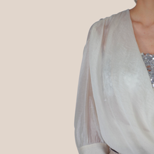 Carica l'immagine nel visualizzatore di Gallery, Haveone camicia scollata più fascia paillettes 85% lyocell Art CVS-Q071
