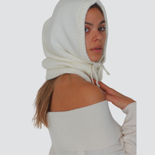 Carica l'immagine nel visualizzatore di Gallery, Vicolo Balaclava 40% viscosa 25% lana 5% cashmere Art 77313F

