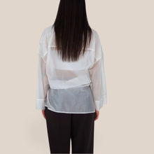 Carica l'immagine nel visualizzatore di Gallery, Vicolo camicia over taschino retro lungo 85% lyocell Art TAC0557
