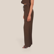 Carica l'immagine nel visualizzatore di Gallery, Haveone pantalone palazzo con cintura elastico retro 85% viscosa Art PIA-Q532 ( gilet Art LIA-Q044 )
