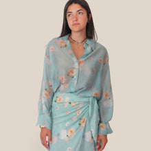Carica l'immagine nel visualizzatore di Gallery, Tensione in camicia over stampa fiore 85% lyocell Art PE260596
