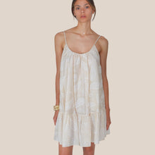 Carica l'immagine nel visualizzatore di Gallery, Susy Mix abito sangallo beige 83% tencell Art D2537W1
