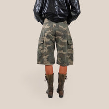Carica l'immagine nel visualizzatore di Gallery, Vicolo bermuda camouflage con tasche 100% cotone Art DAC5269

