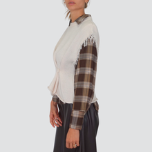 Carica l&#39;immagine nel visualizzatore di Gallery, Haveone gilet girocollo con bottone laterale e frangie Art LFP-P048
