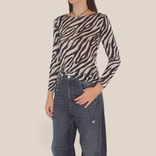 Carica l'immagine nel visualizzatore di Gallery, Haveone maglia zebrata 80% viscosa 10% cashmere 5% lana Art MVL-R226
