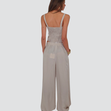 Carica l&#39;immagine nel visualizzatore di Gallery, Tensione in completo top pantalone 60% viscosa 40% lino Art 25C7733
