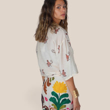 Carica l'immagine nel visualizzatore di Gallery, Tensione in camicia over mussola stampa scimmie 78% cotone 22% seta Art 39857
