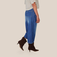 Carica l'immagine nel visualizzatore di Gallery, Philia Loft jeans bermuda corto 55% cotone 45% lyocell Art G02V0557
