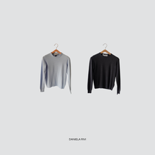 Carica l'immagine nel visualizzatore di Gallery, Haveone maglia girocollo basic 50% viscosa Art MNC-P202

