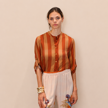 Carica l'immagine nel visualizzatore di Gallery, Haveone camicia over rigata tabacco rosso 85% lyocell Art CVS-Q422
