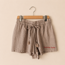 Carica l'immagine nel visualizzatore di Gallery, Tensione in shorts elastico vita SUMMER TIME 100% lino Art S26PI95
