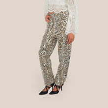 Carica l'immagine nel visualizzatore di Gallery, Tensione in pantalone maculato barrel 97% cotone Art P20490
