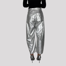Carica l'immagine nel visualizzatore di Gallery, Vicolo pantalone barrel argento Art TF2050
