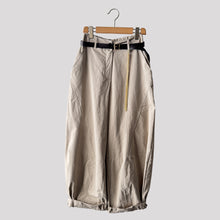 Carica l'immagine nel visualizzatore di Gallery, Haveone pantalone baloon con cintura e catena 100% cotone Art PVS-Q169
