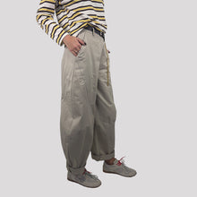 Carica l'immagine nel visualizzatore di Gallery, Haveone pantalone baloon con cintura e catena 100% cotone Art PVS-Q169
