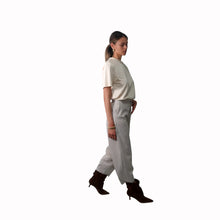 Carica l'immagine nel visualizzatore di Gallery, Vicolo pantalone baloon Art TAB1601 ( blazer Art TAB1605 )
