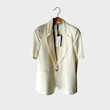 Carica l'immagine nel visualizzatore di Gallery, Haveone blazer manica corta 1 bottone 87% viscosa Art JVI-Q088 ( pantalone Art PVI-Q289 )
